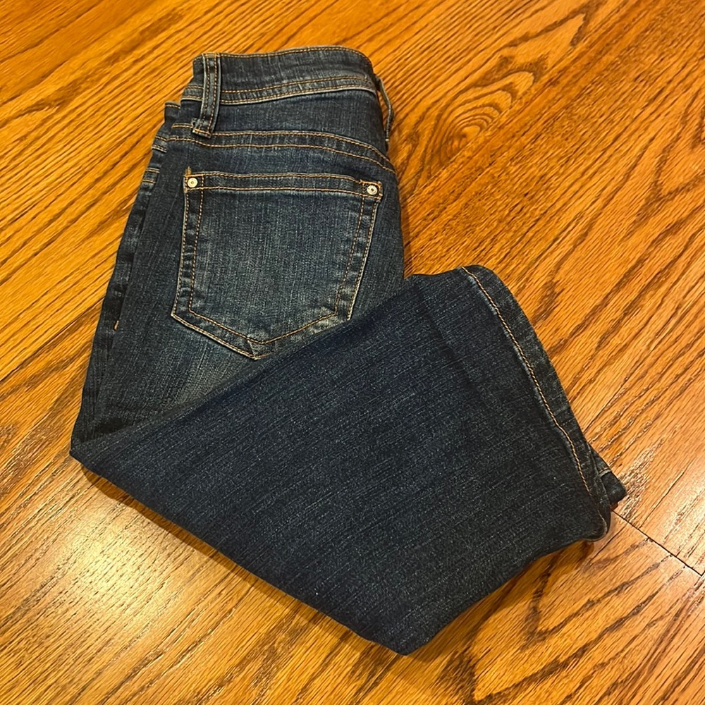 NWT Tricot Woman’s Blue Mid Rise Bermuda Capri Jean Shorts Size S